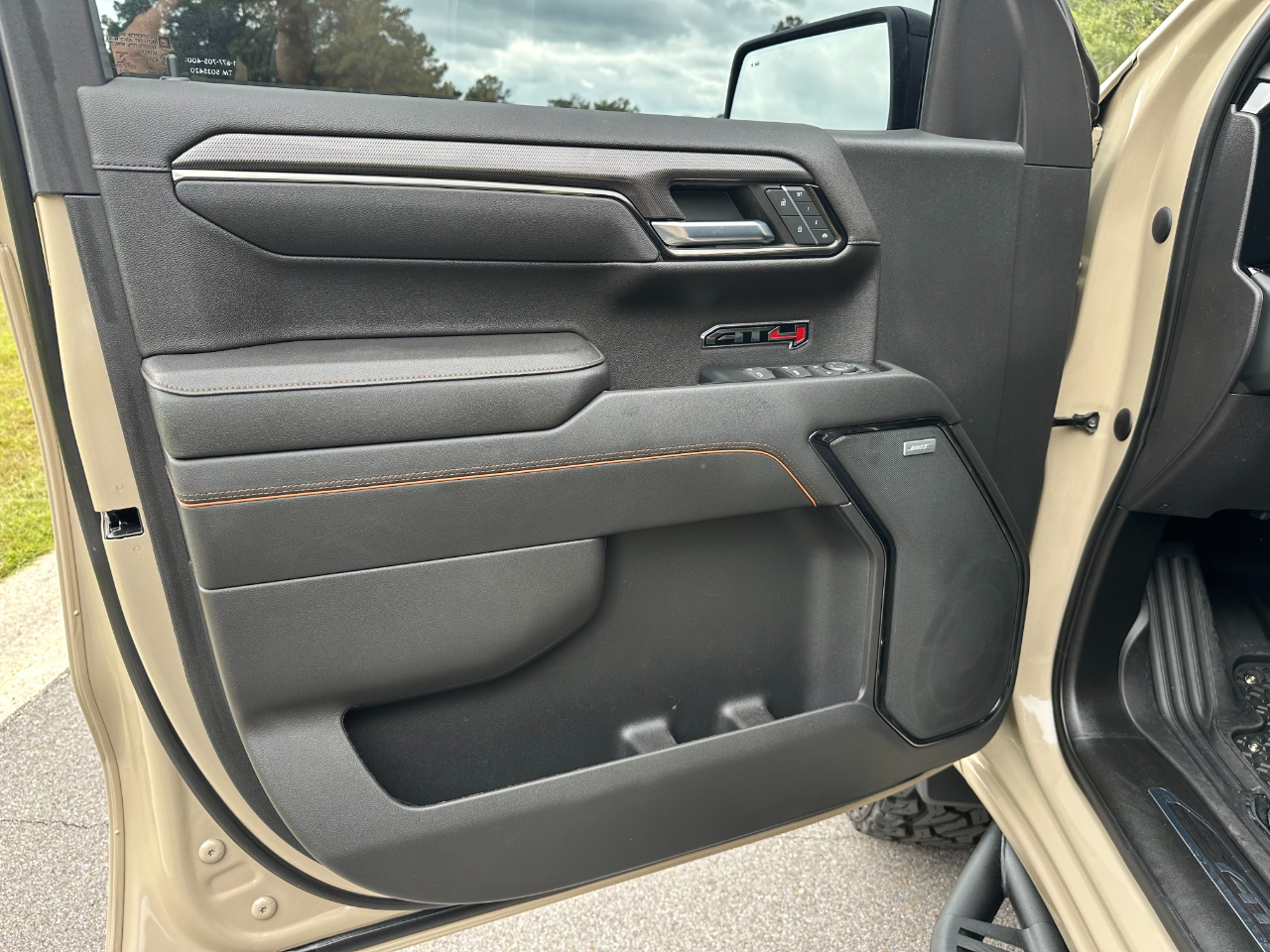 GMC Sierra 1500 4WD Crew Cab 147" AT4 2023 GMC Sierra 1500 4WD Crew Cab 147" AT4 2023