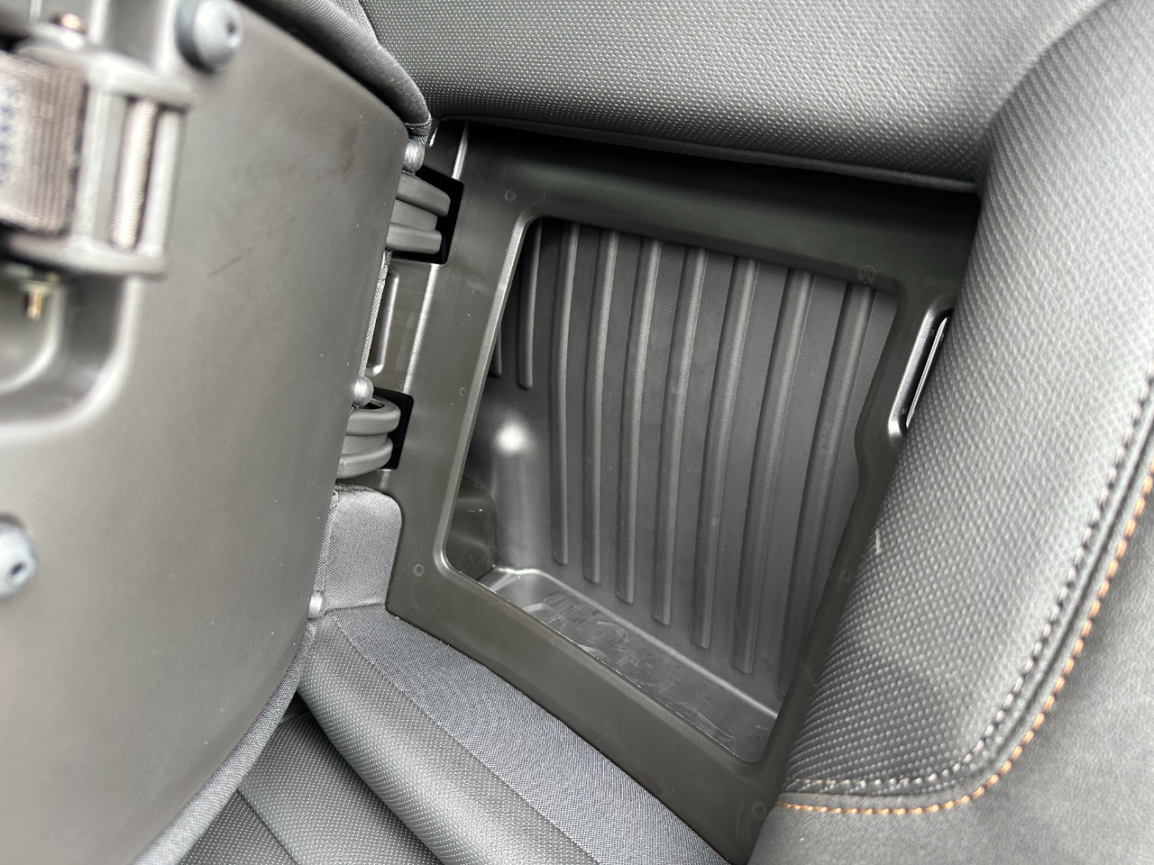 GMC Sierra 1500 4WD Crew Cab 147" AT4 2023 GMC Sierra 1500 4WD Crew Cab 147" AT4 2023