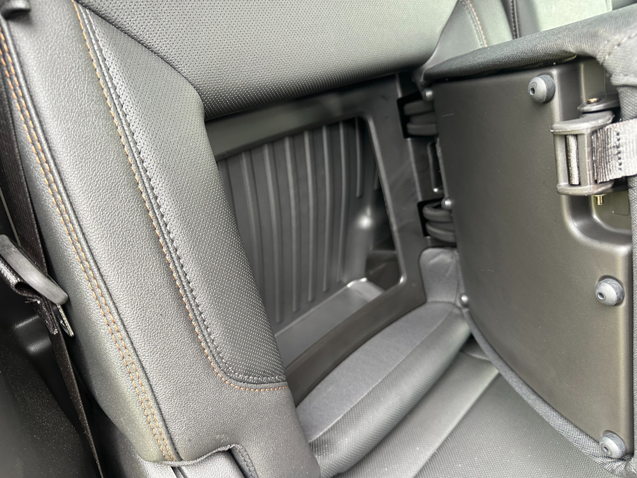 GMC Sierra 1500 4WD Crew Cab 147" AT4 2023 GMC Sierra 1500 4WD Crew Cab 147" AT4 2023