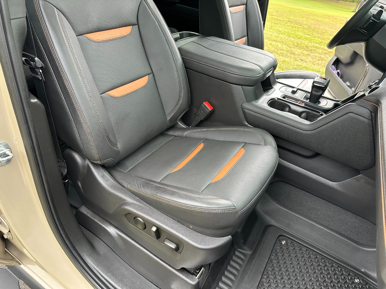 GMC Sierra 1500 4WD Crew Cab 147" AT4 2023 GMC Sierra 1500 4WD Crew Cab 147" AT4 2023