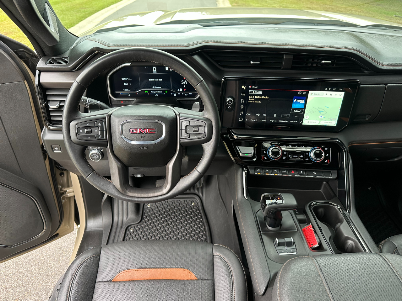 GMC Sierra 1500 4WD Crew Cab 147" AT4 2023 GMC Sierra 1500 4WD Crew Cab 147" AT4 2023