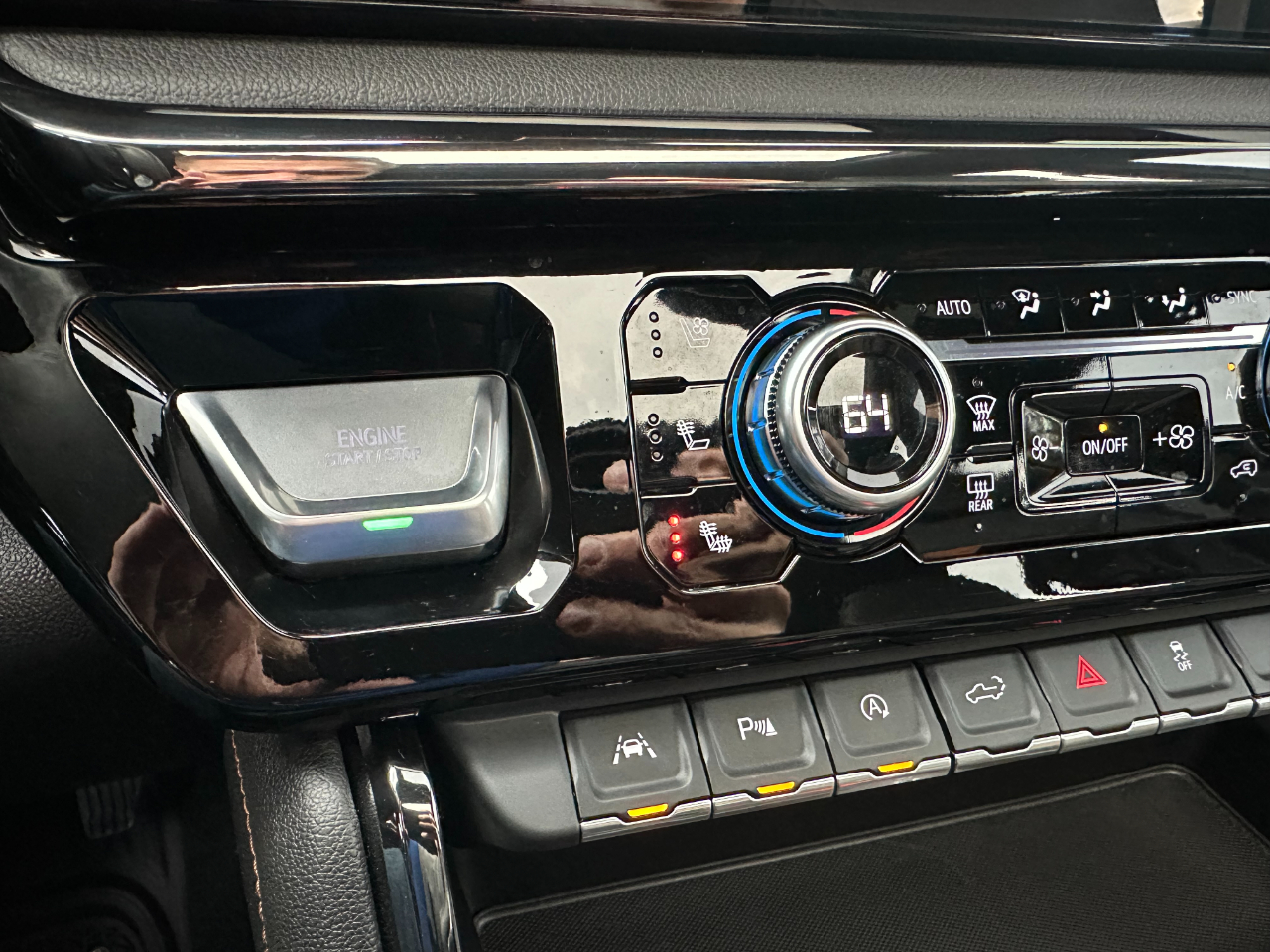 GMC Sierra 1500 4WD Crew Cab 147" AT4 2023 GMC Sierra 1500 4WD Crew Cab 147" AT4 2023