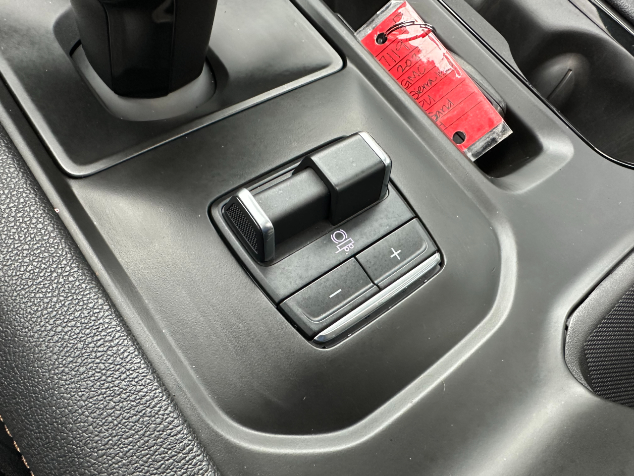 GMC Sierra 1500 4WD Crew Cab 147" AT4 2023 GMC Sierra 1500 4WD Crew Cab 147" AT4 2023