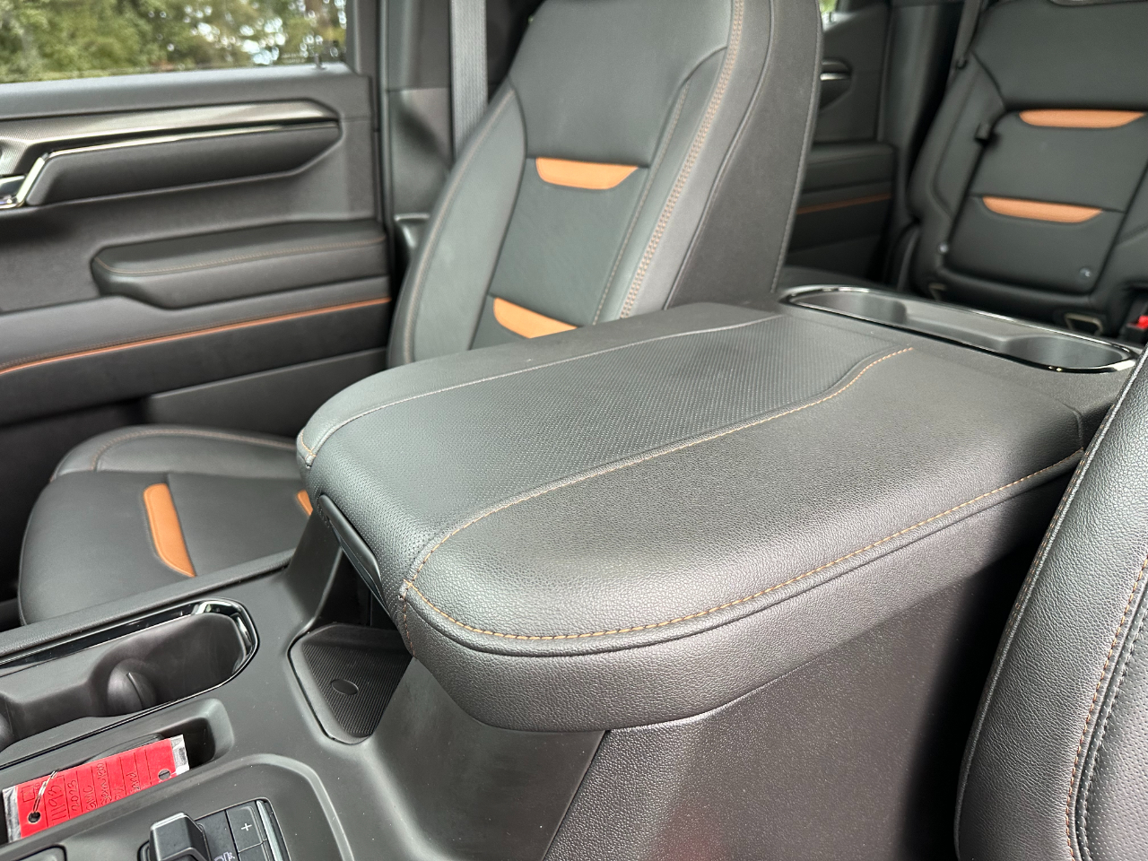 GMC Sierra 1500 4WD Crew Cab 147" AT4 2023 GMC Sierra 1500 4WD Crew Cab 147" AT4 2023