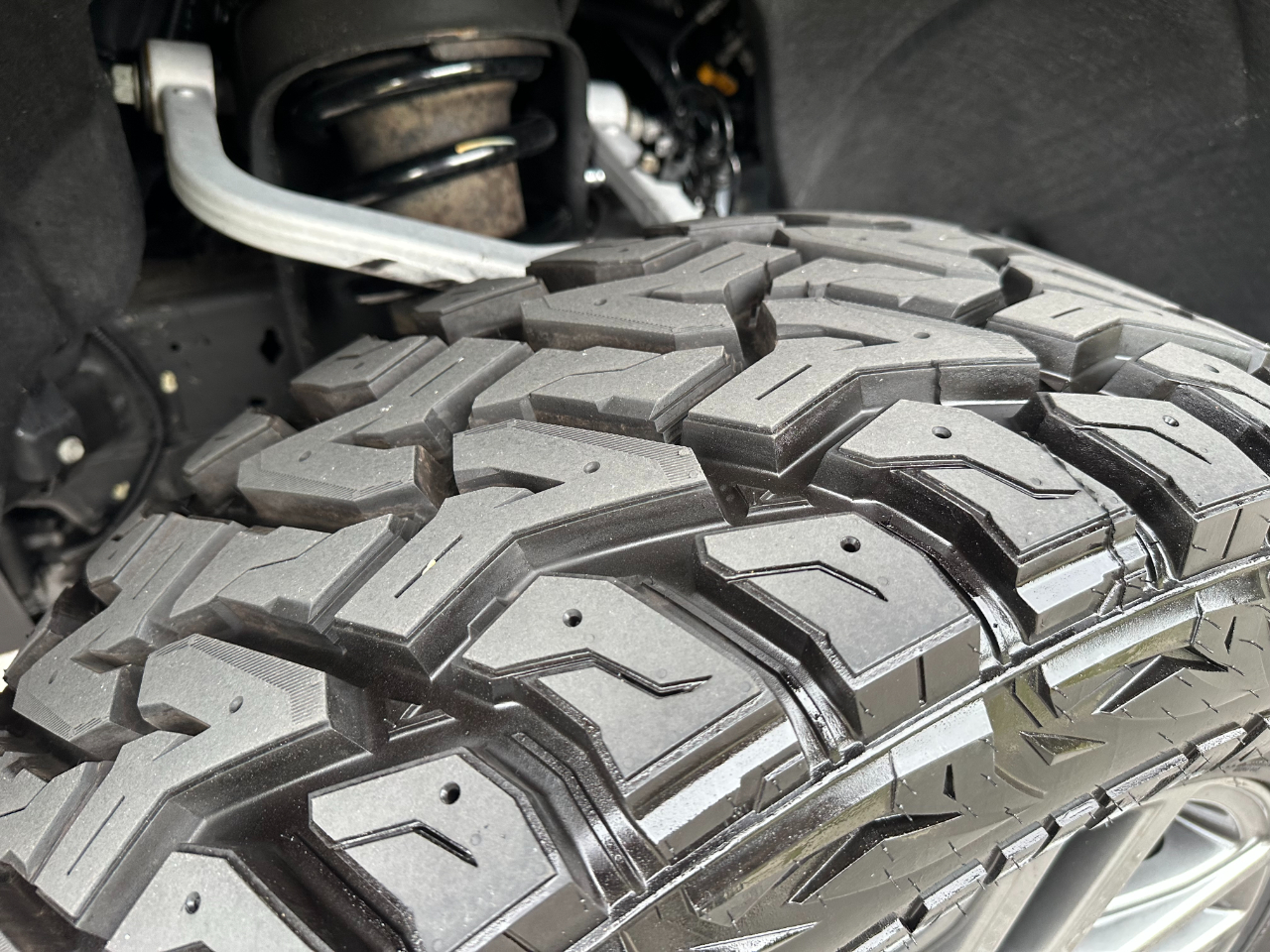 GMC Sierra 1500 4WD Crew Cab 147" AT4 2023 GMC Sierra 1500 4WD Crew Cab 147" AT4 2023