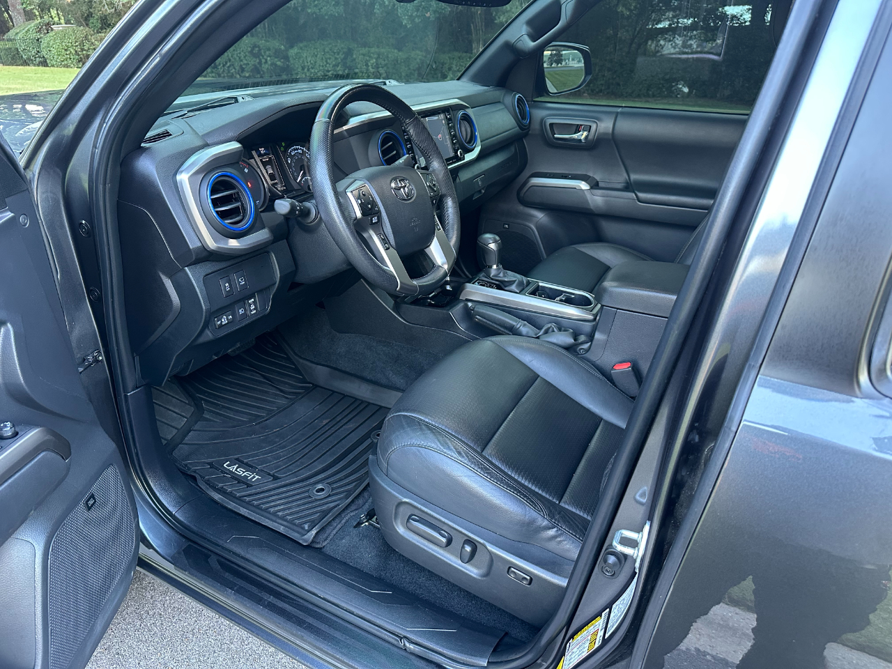 Toyota Tacoma 4WD Limited Double Cab 5' Bed V6 AT (Natl) 2023 Toyota Tacoma 4WD Limited Double Cab 5' Bed V6 AT (Natl) 2023