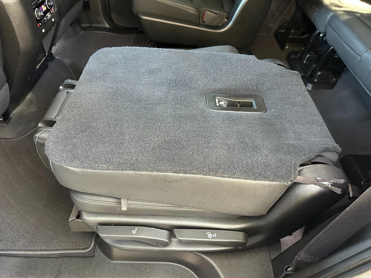 Chevrolet Tahoe 2WD 4dr LT 2021 Chevrolet Tahoe 2WD 4dr LT 2021