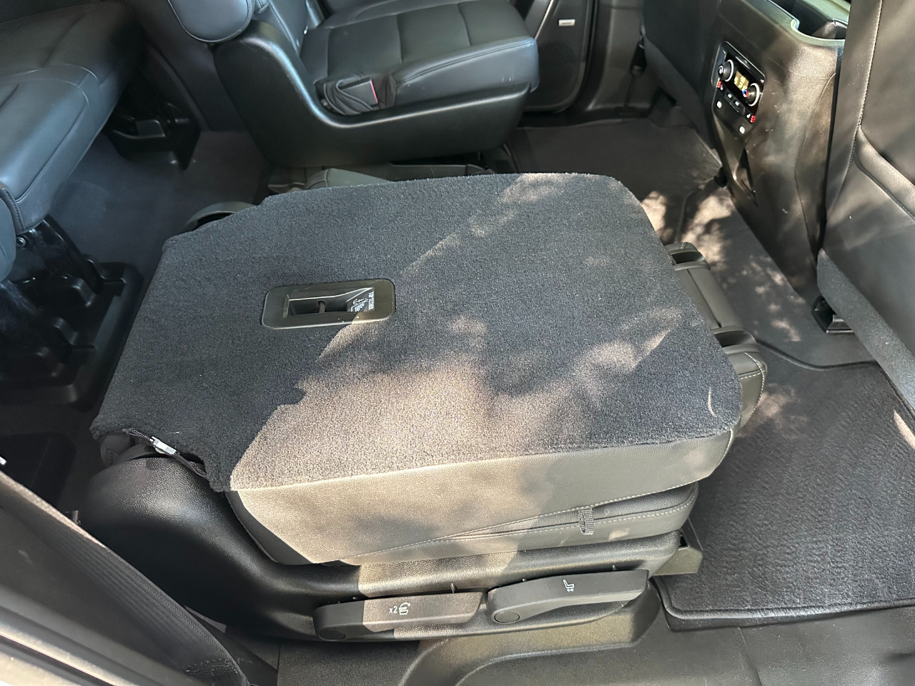 Chevrolet Tahoe 2WD 4dr LT 2021 Chevrolet Tahoe 2WD 4dr LT 2021