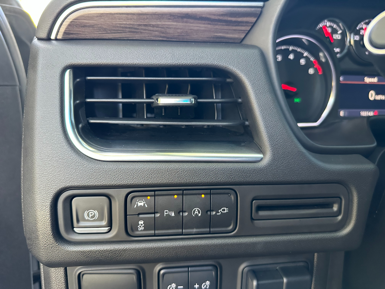 Chevrolet Tahoe 2WD 4dr LT 2021 Chevrolet Tahoe 2WD 4dr LT 2021