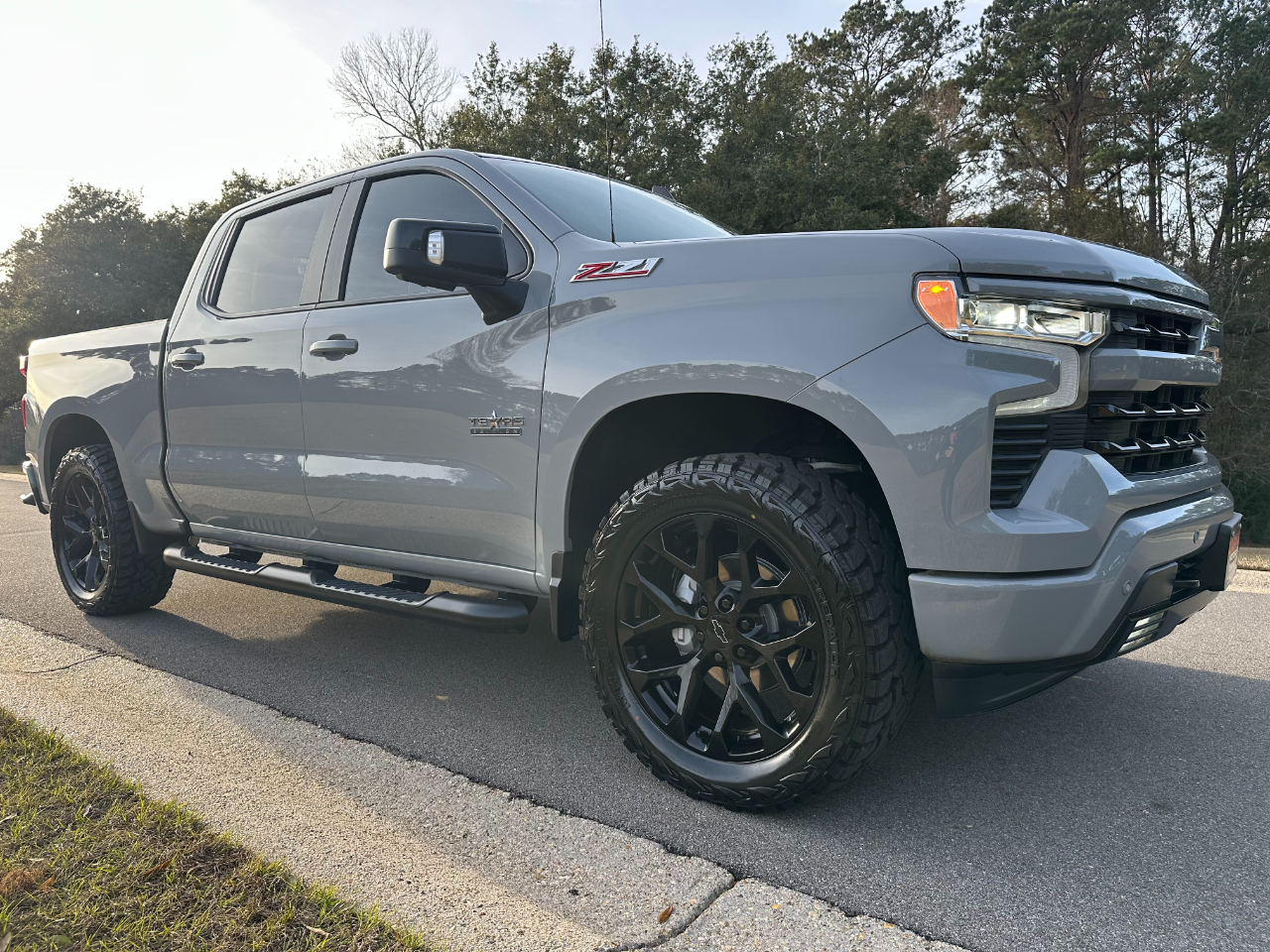 Chevrolet Silverado 1500 4WD Crew Cab 147" RST 2024