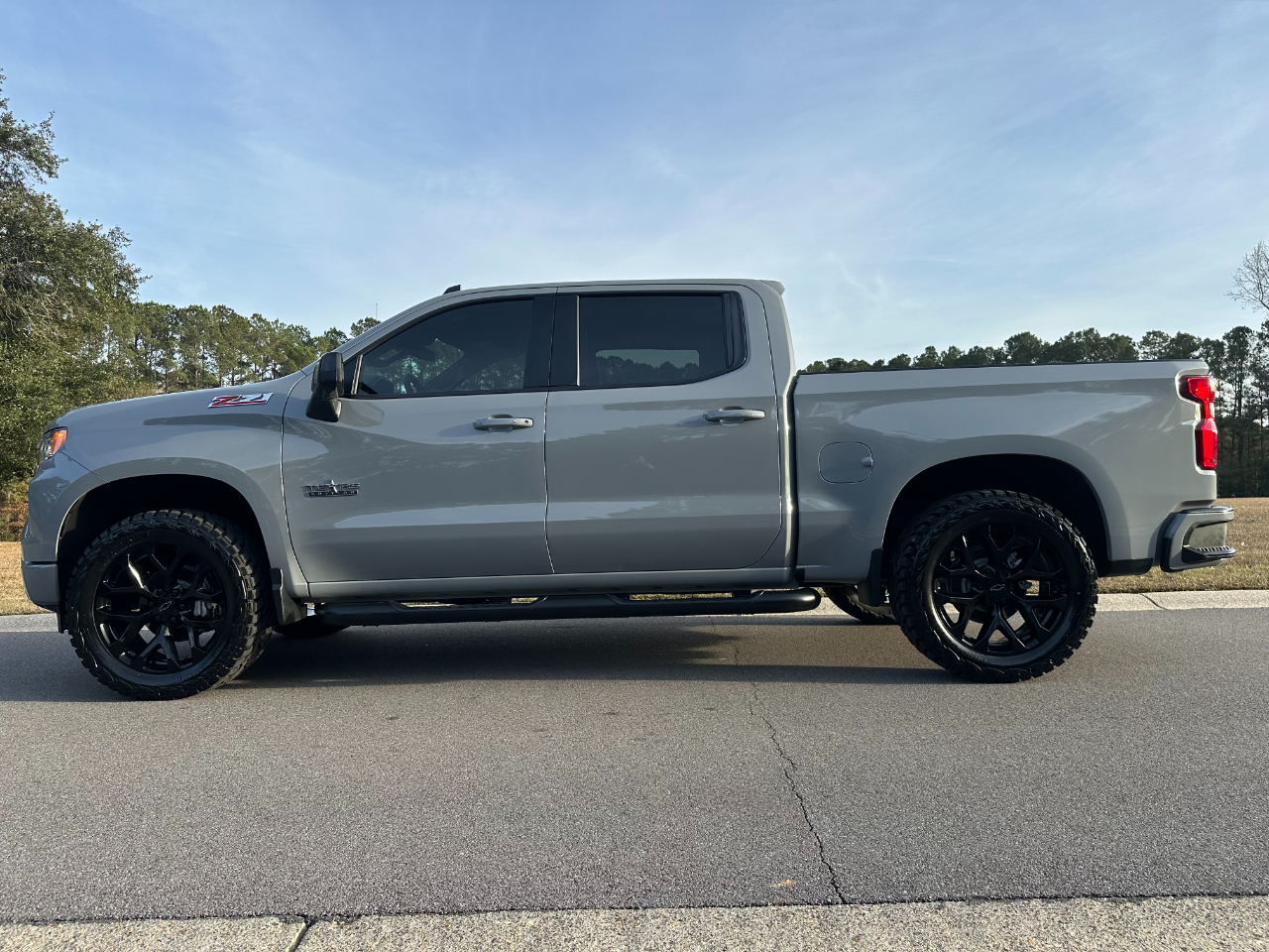 Chevrolet Silverado 1500 4WD Crew Cab 147" RST 2024