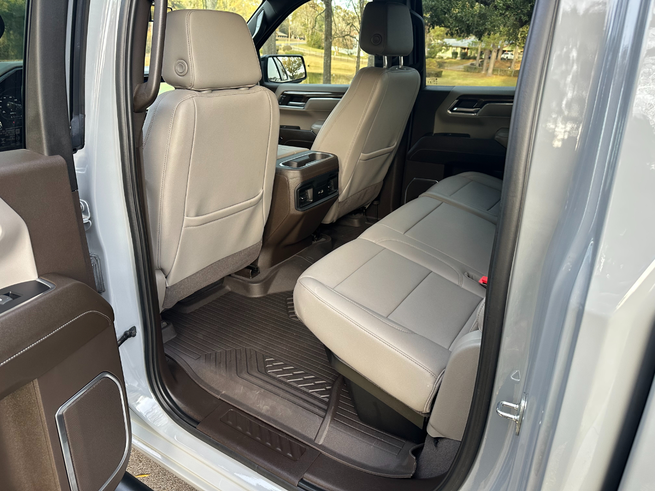 Chevrolet Silverado 1500 4WD Crew Cab 147" RST 2024