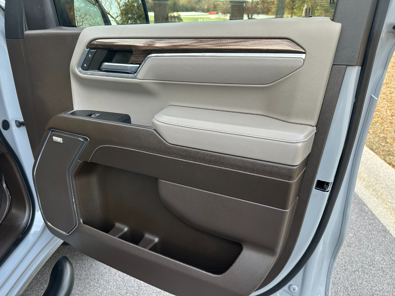 Chevrolet Silverado 1500 4WD Crew Cab 147" RST 2024