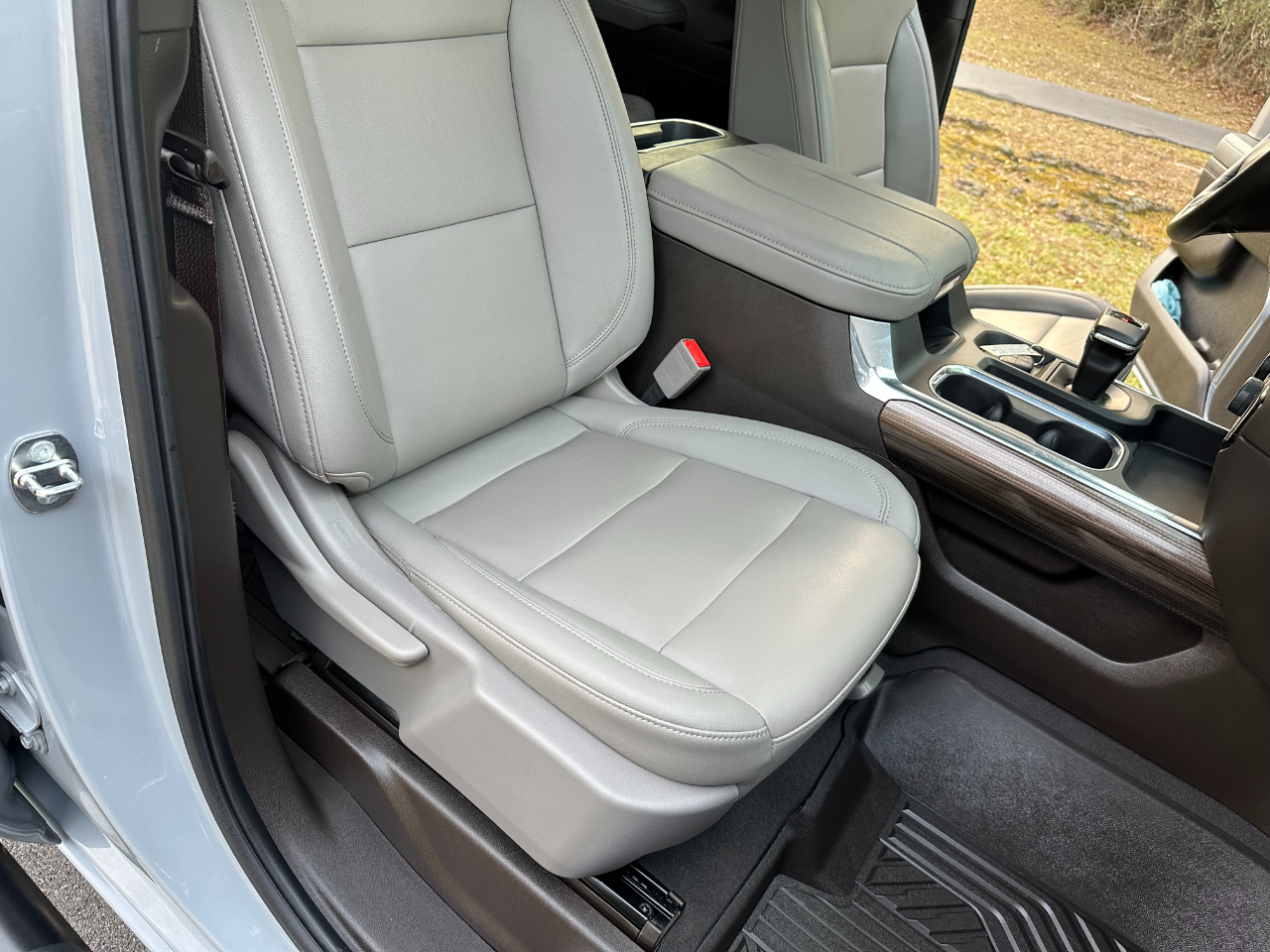 Chevrolet Silverado 1500 4WD Crew Cab 147" RST 2024