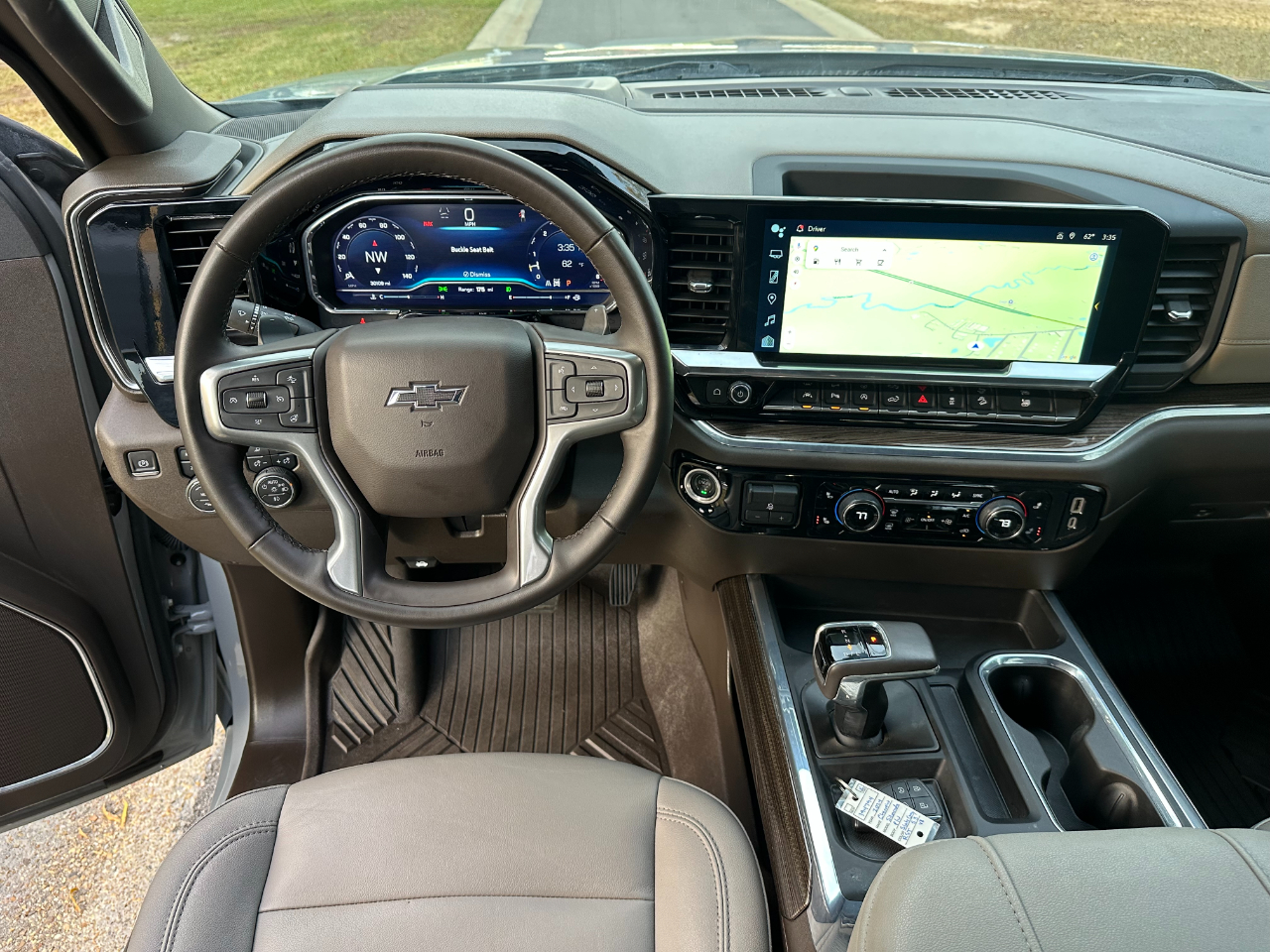 Chevrolet Silverado 1500 4WD Crew Cab 147" RST 2024