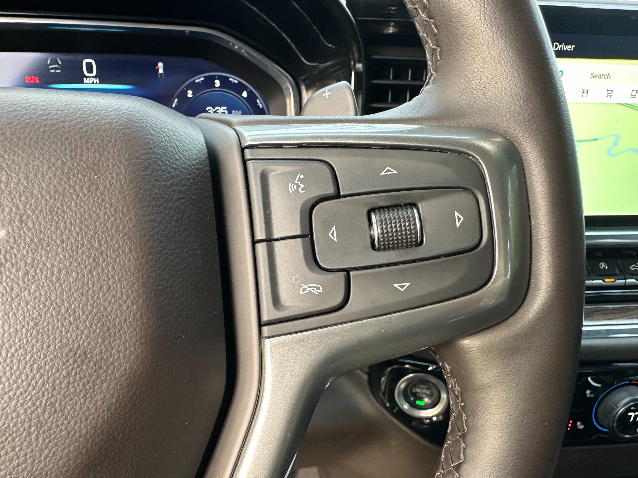 Chevrolet Silverado 1500 4WD Crew Cab 147" RST 2024