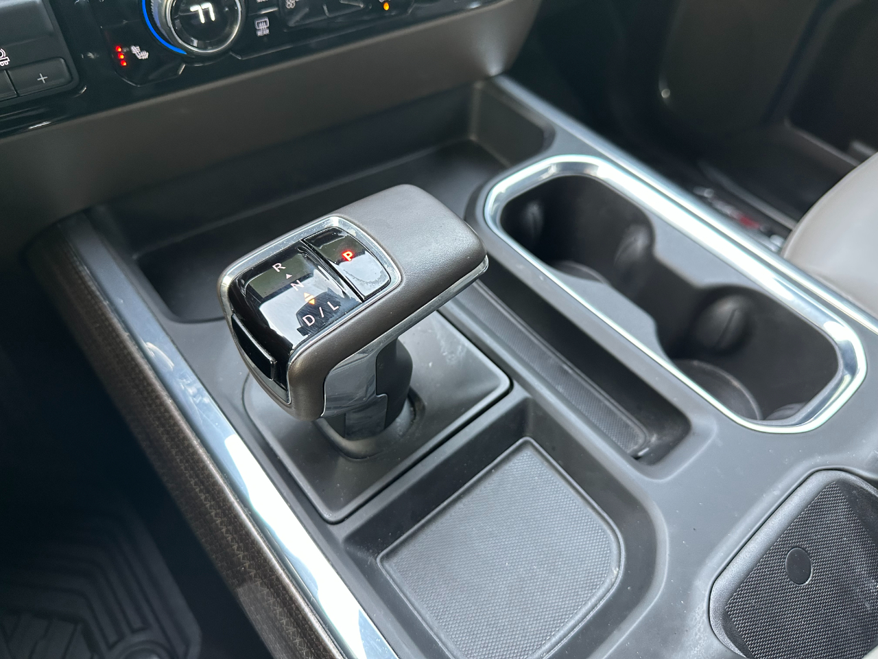 Chevrolet Silverado 1500 4WD Crew Cab 147" RST 2024