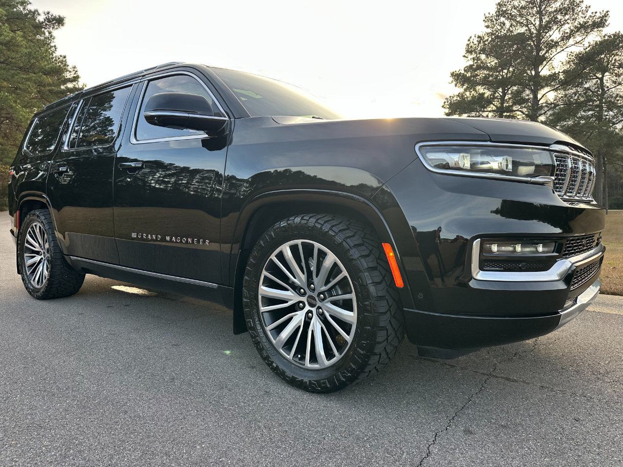 Jeep Grand Wagoneer Series III 4x4 2023