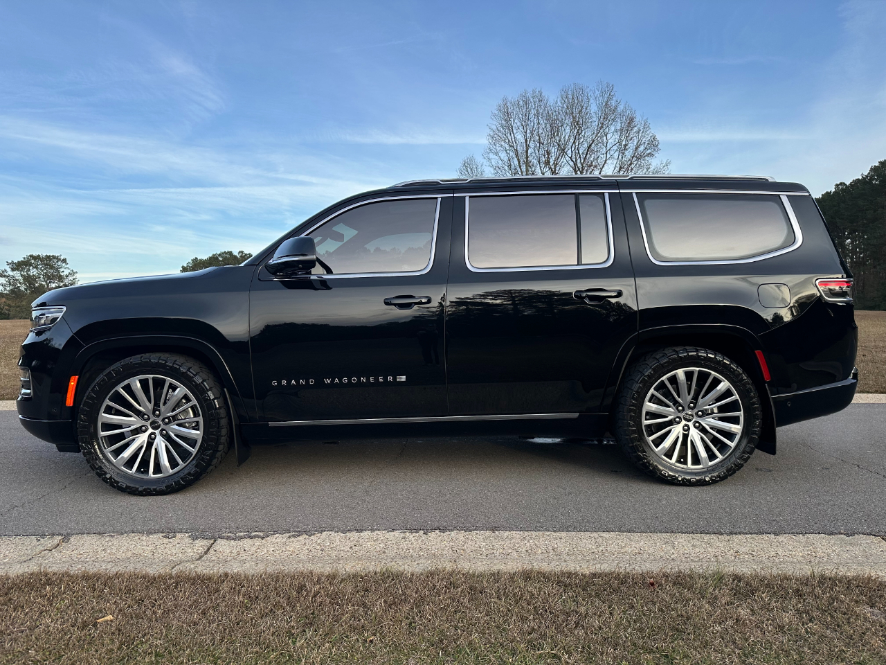 Jeep Grand Wagoneer Series III 4x4 2023