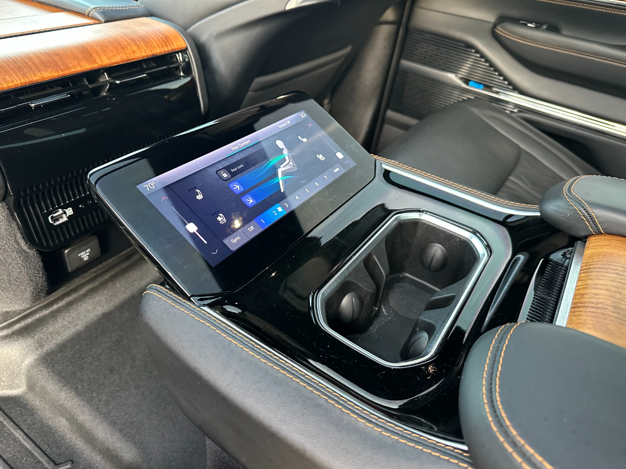 Jeep Grand Wagoneer Series III 4x4 2023