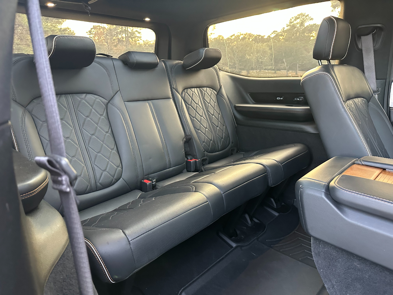 Jeep Grand Wagoneer Series III 4x4 2023