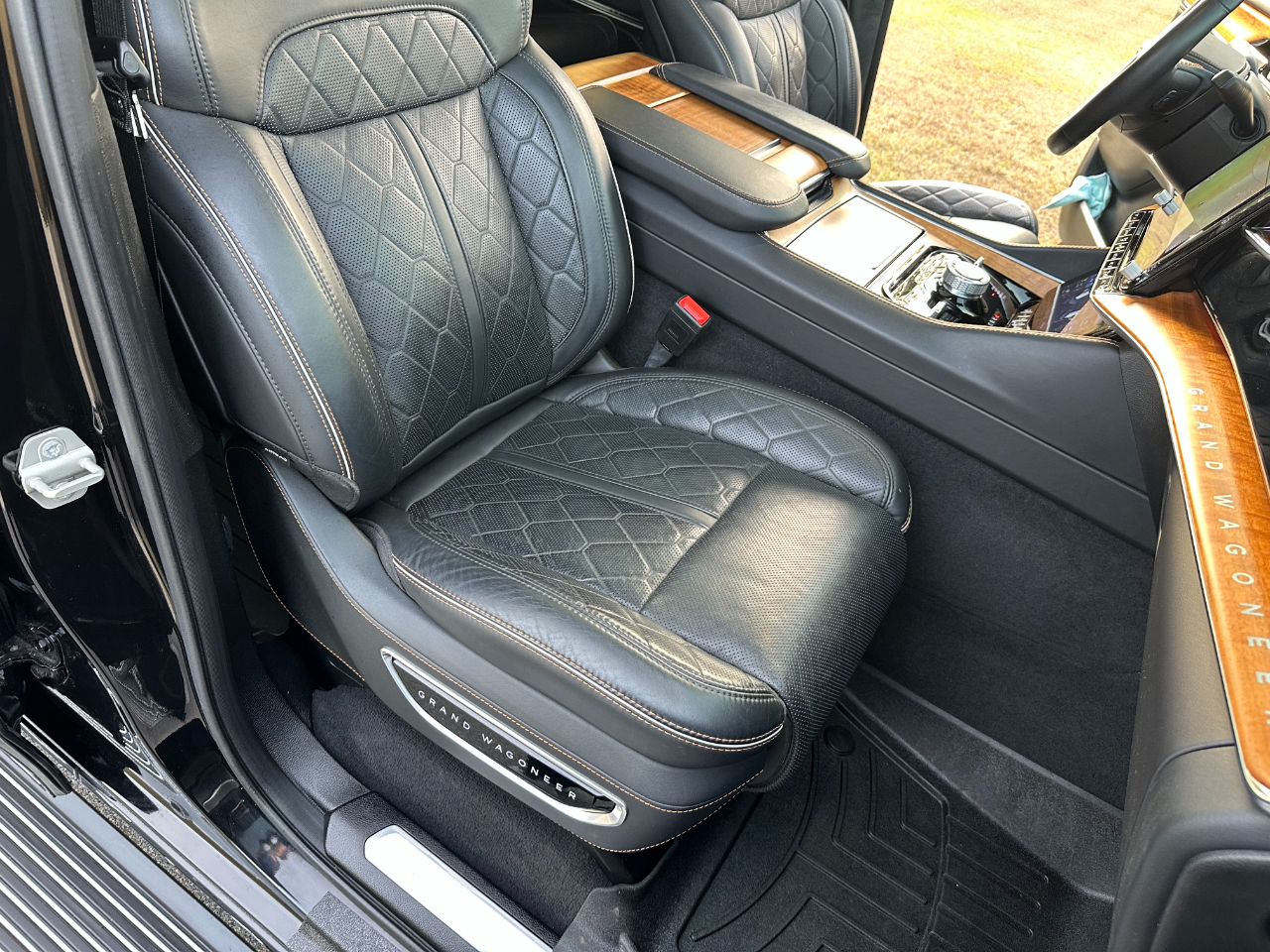 Jeep Grand Wagoneer Series III 4x4 2023