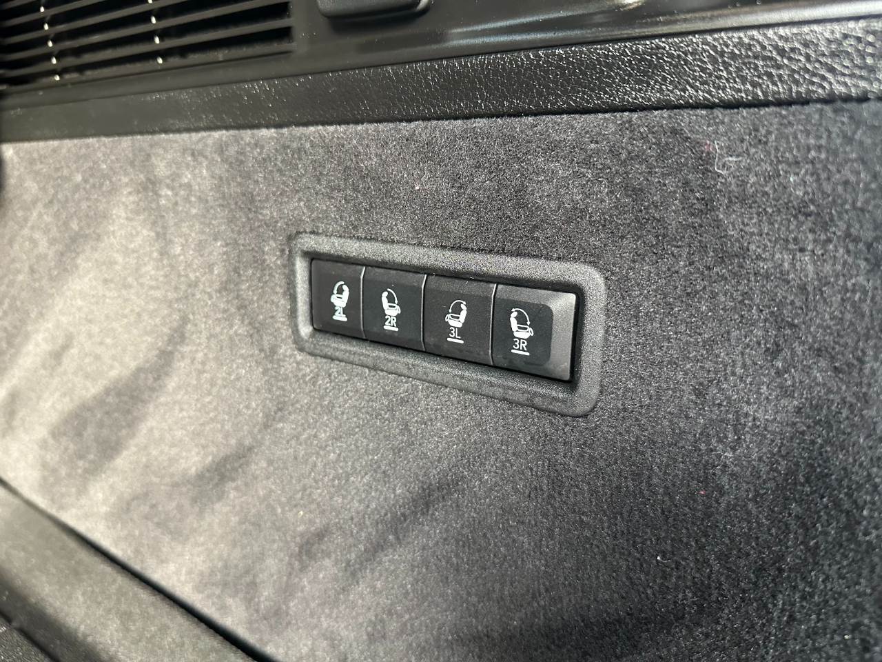 Jeep Grand Wagoneer Series III 4x4 2023