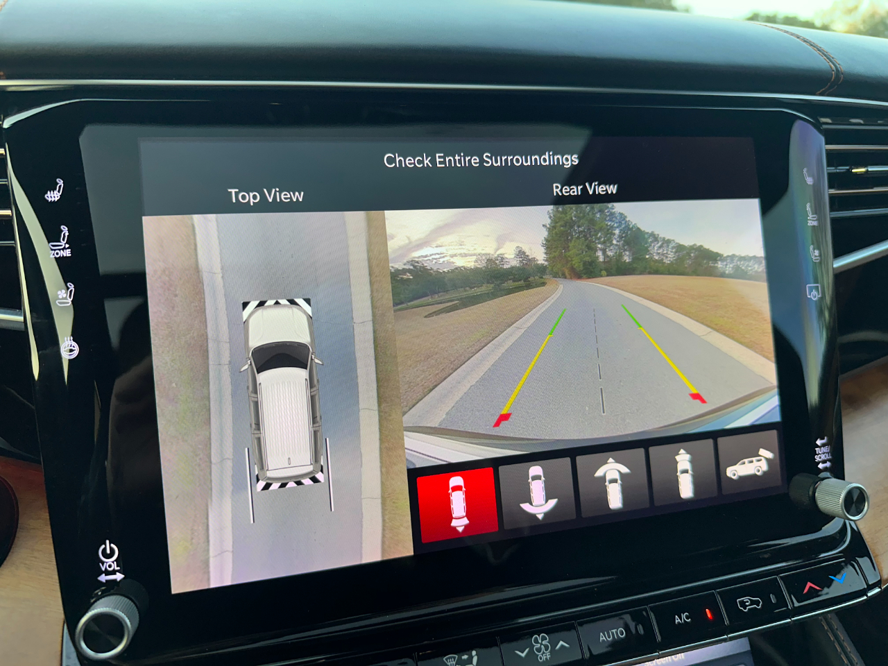 Jeep Grand Wagoneer Series III 4x4 2023