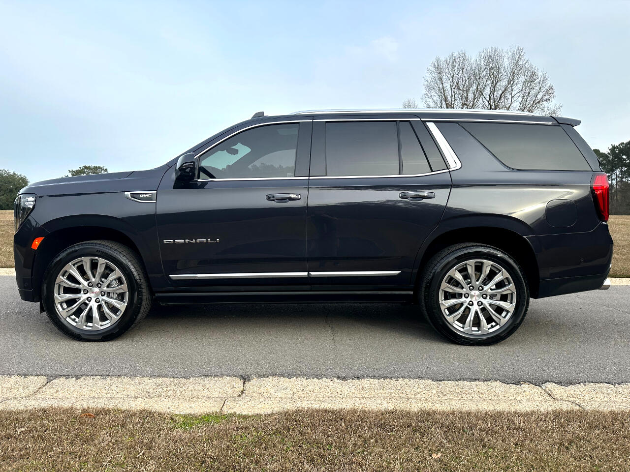 GMC Yukon 2WD 4dr Denali 2023