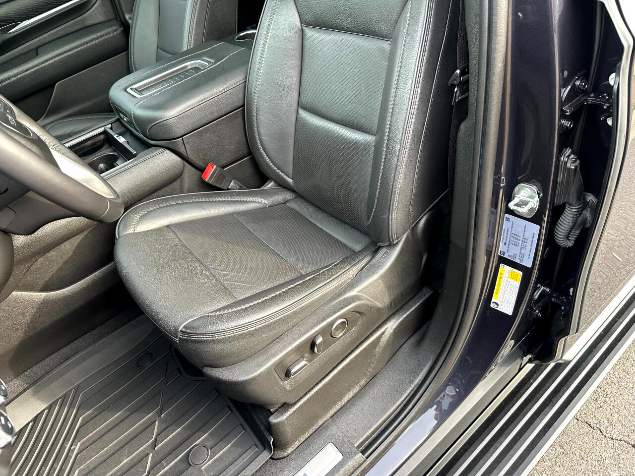 GMC Yukon 2WD 4dr Denali 2023