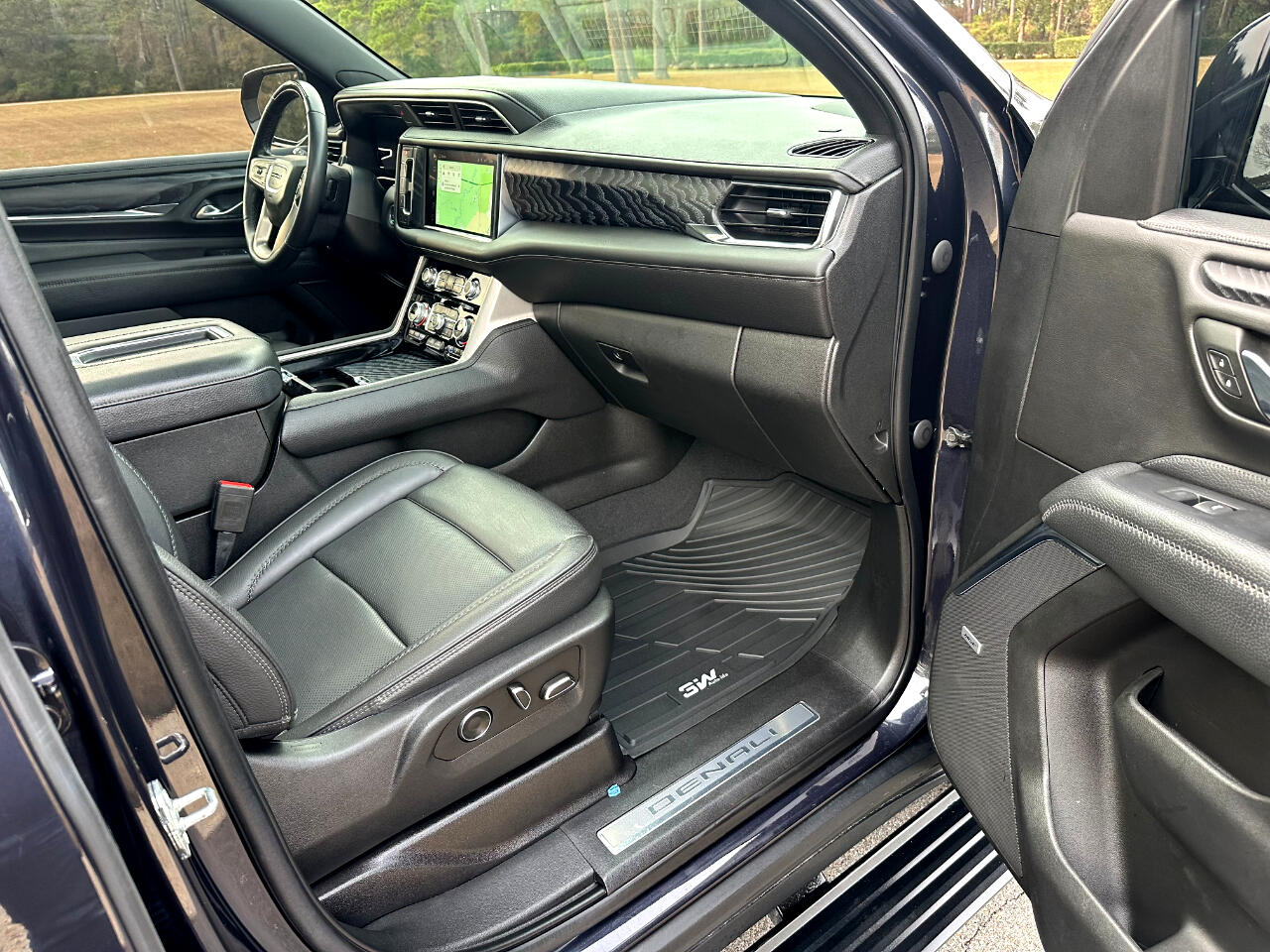 GMC Yukon 2WD 4dr Denali 2023