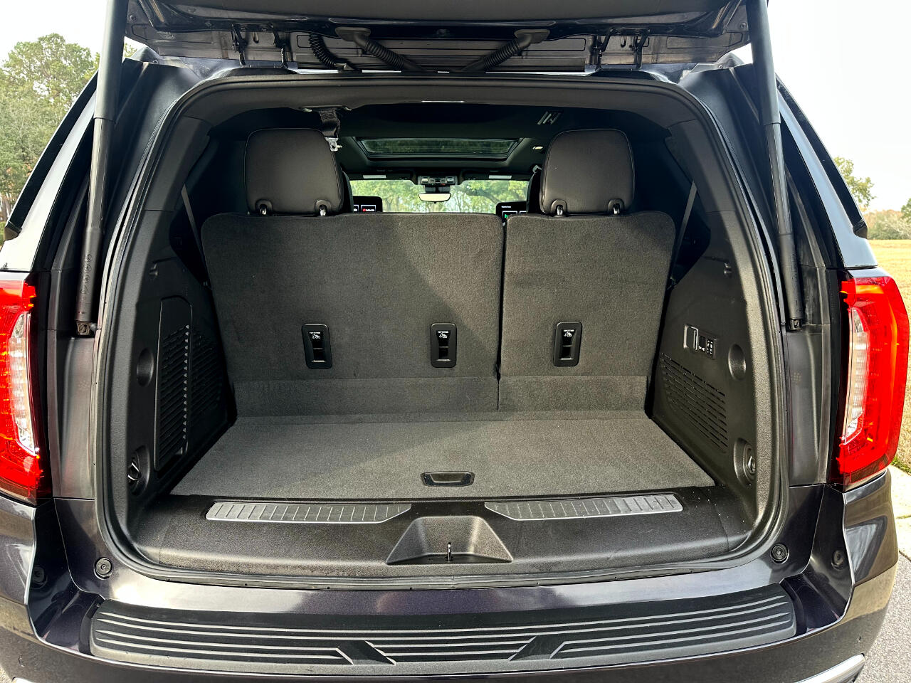 GMC Yukon 2WD 4dr Denali 2023