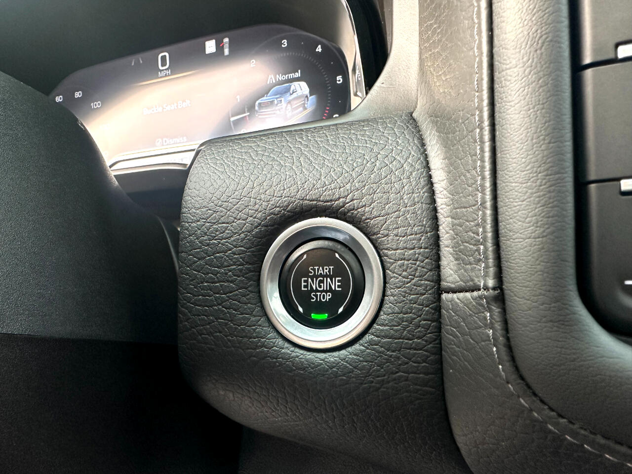 GMC Yukon 2WD 4dr Denali 2023