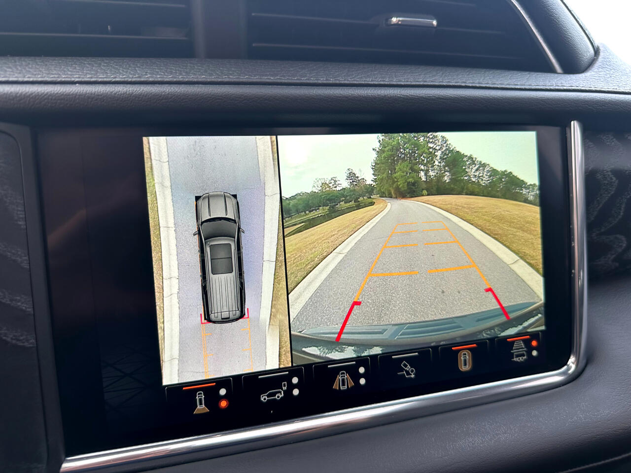 GMC Yukon 2WD 4dr Denali 2023