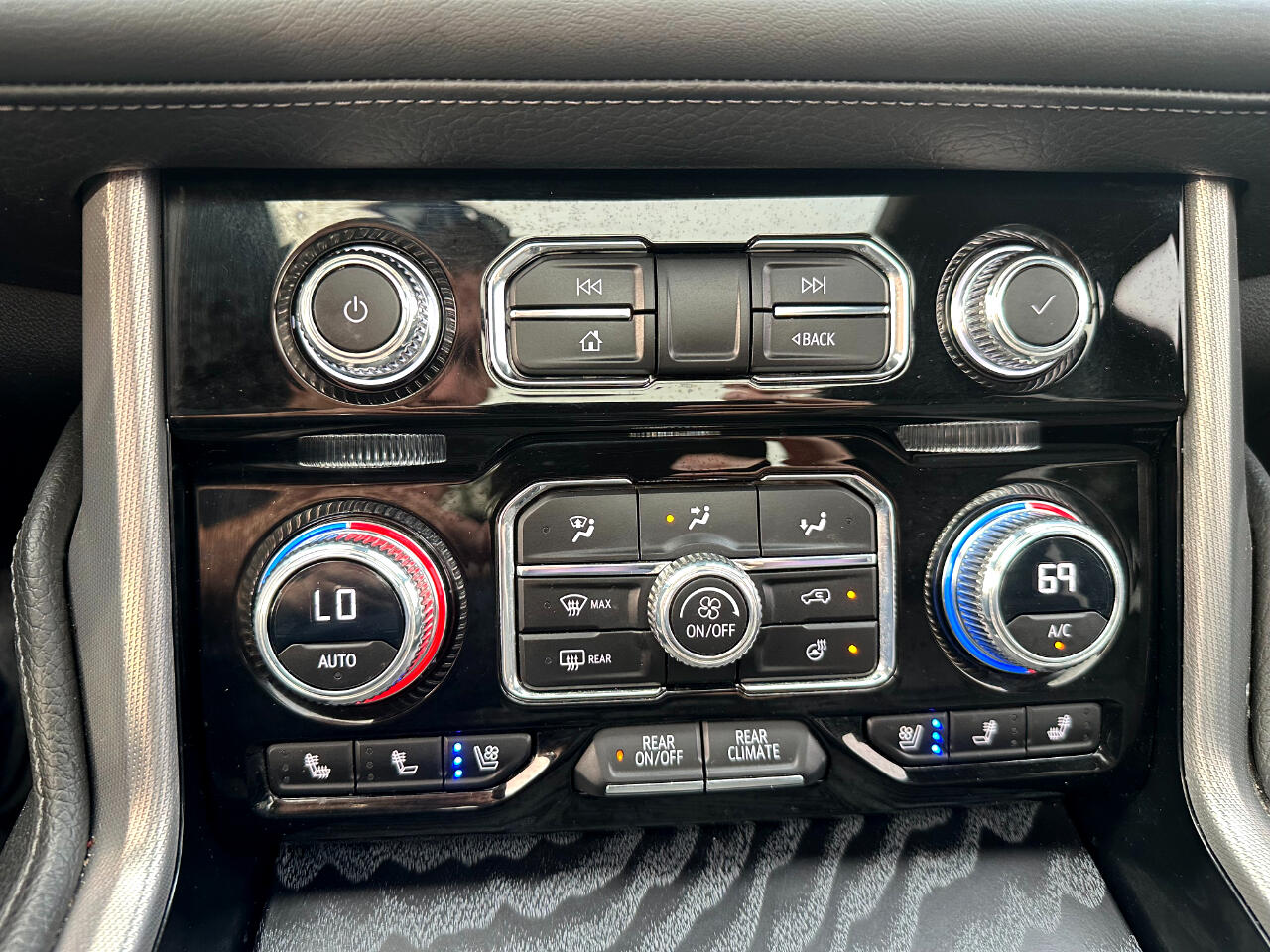 GMC Yukon 2WD 4dr Denali 2023