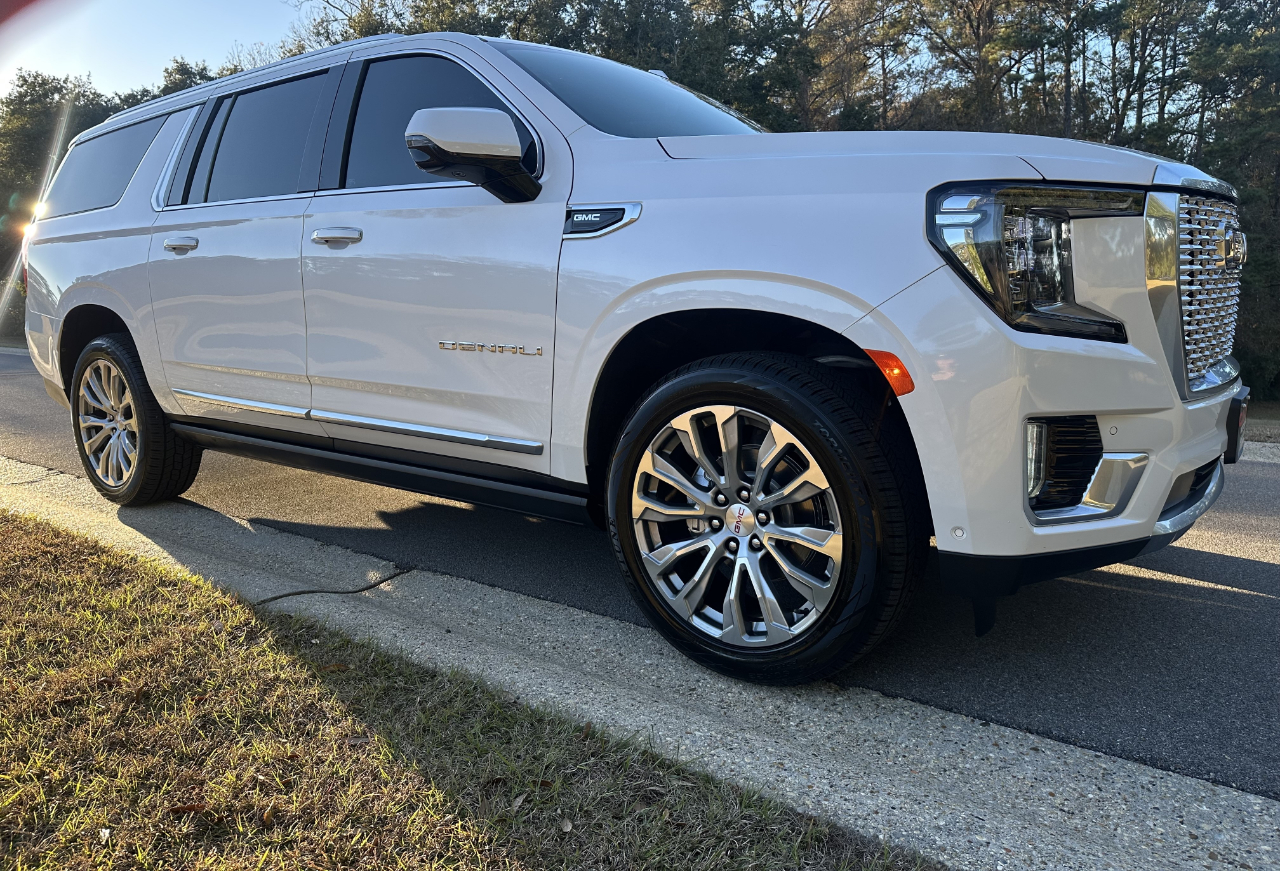 GMC Yukon XL 2WD 4dr Denali 2023