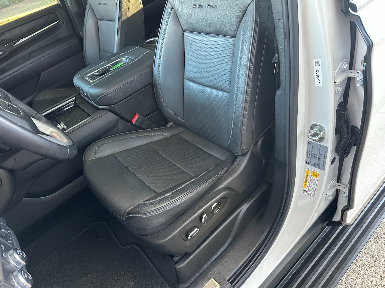 GMC Yukon XL 2WD 4dr Denali 2023