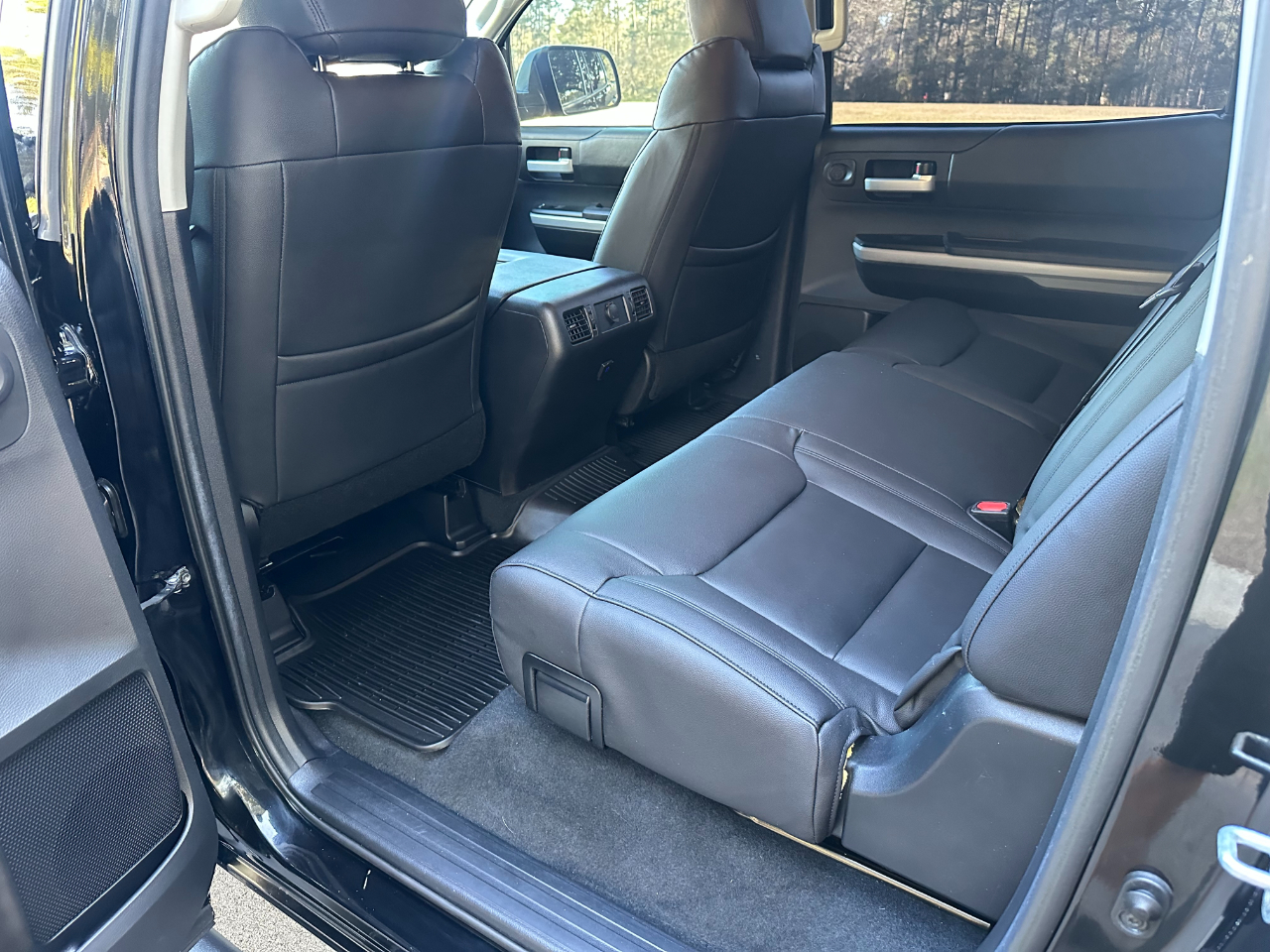 Toyota Tundra 4WD SR5 CrewMax 5.5' Bed 5.7L (Natl) 2021