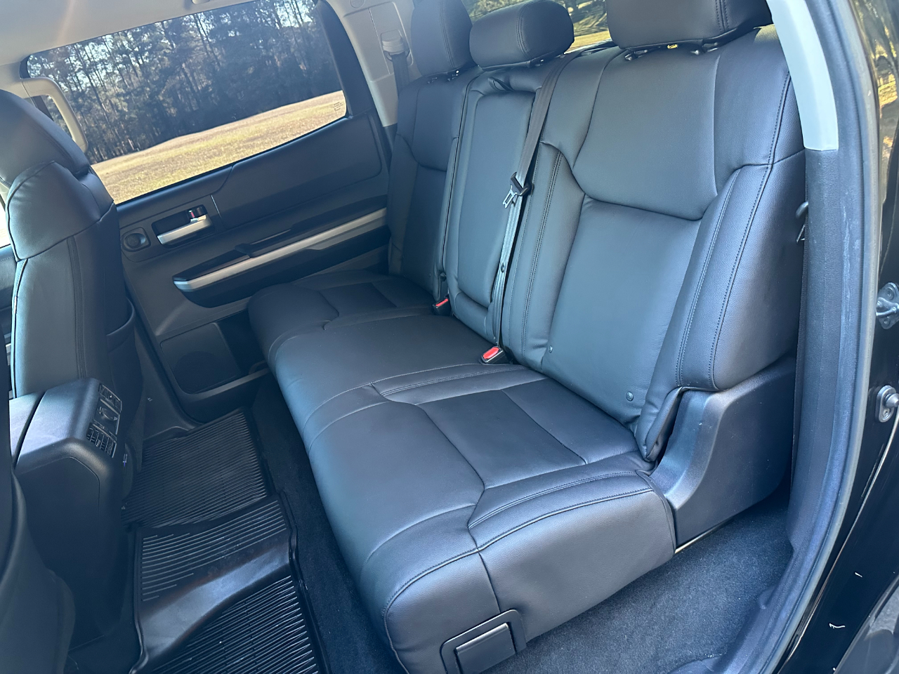 Toyota Tundra 4WD SR5 CrewMax 5.5' Bed 5.7L (Natl) 2021