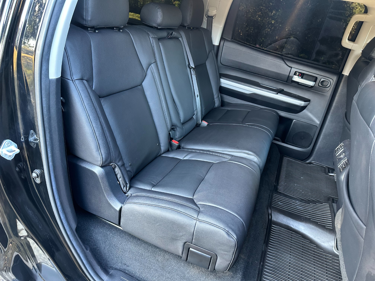 Toyota Tundra 4WD SR5 CrewMax 5.5' Bed 5.7L (Natl) 2021