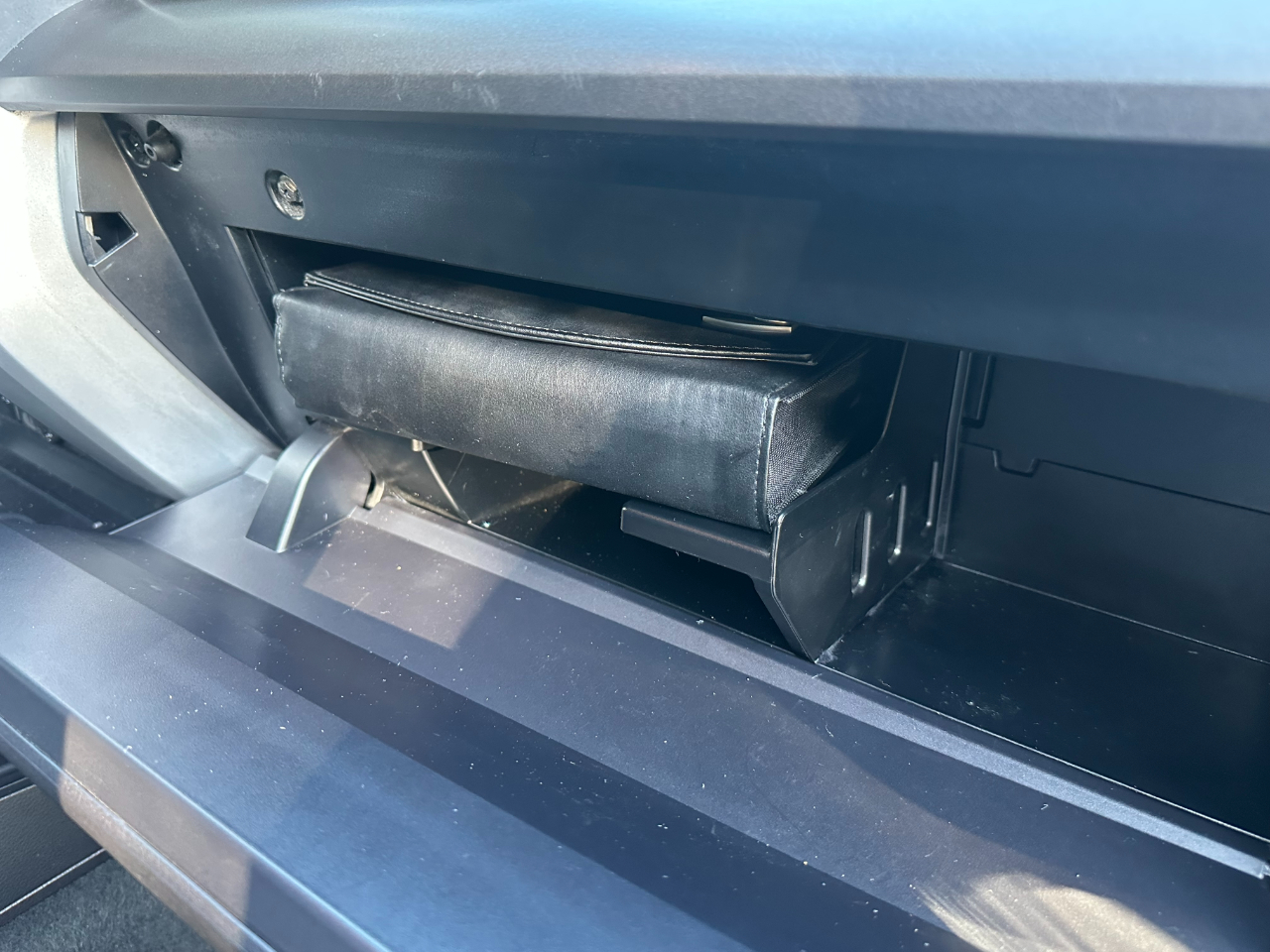 Toyota Tundra 4WD SR5 CrewMax 5.5' Bed 5.7L (Natl) 2021