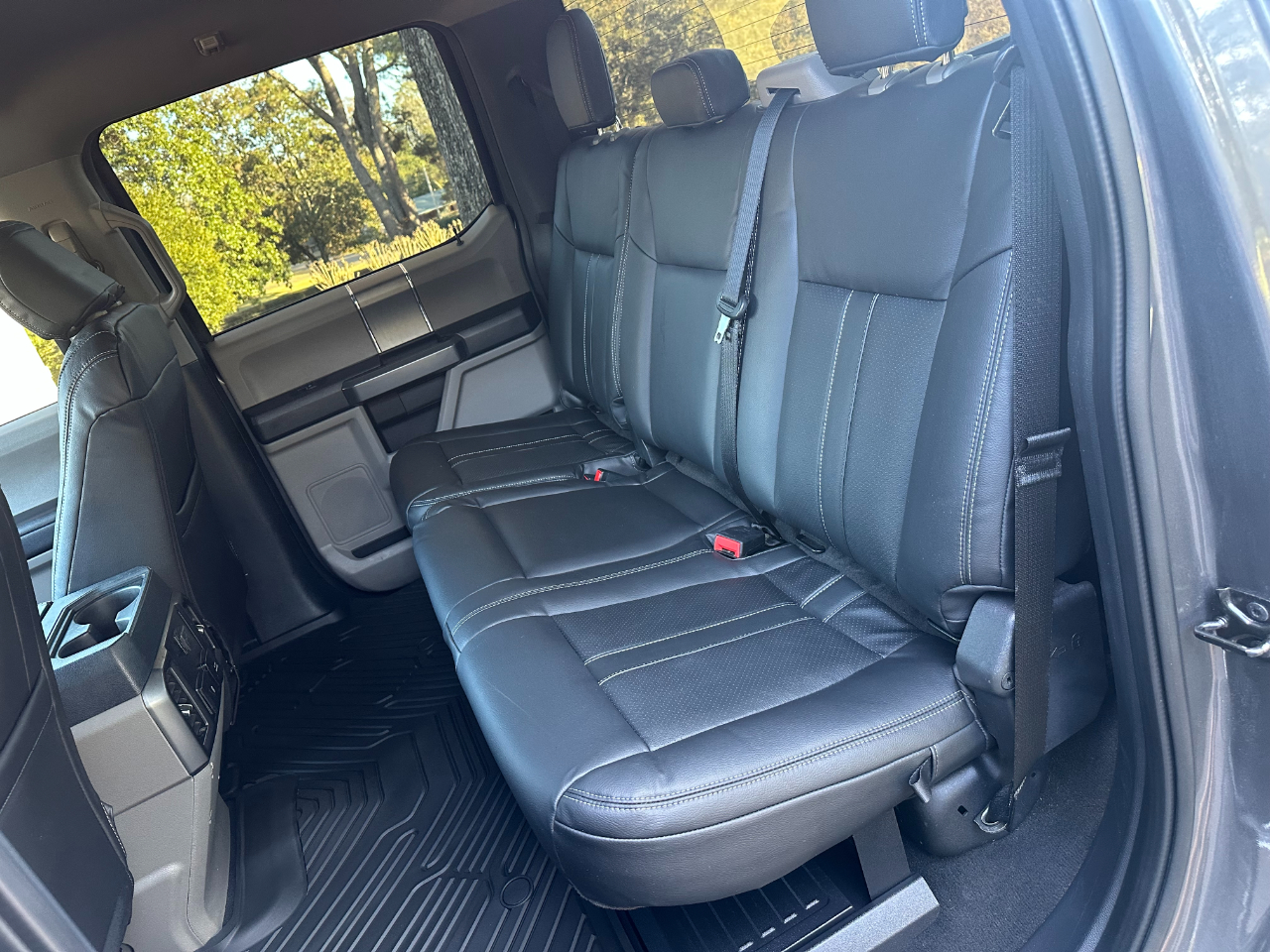 Ford Super Duty F-250 SRW XLT 4WD Crew Cab 6.75' Box 2022