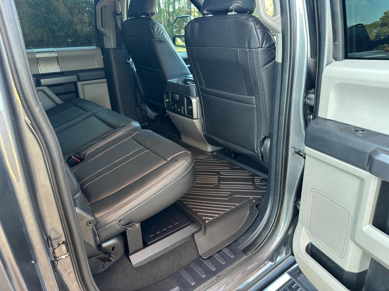 Ford Super Duty F-250 SRW XLT 4WD Crew Cab 6.75' Box 2022