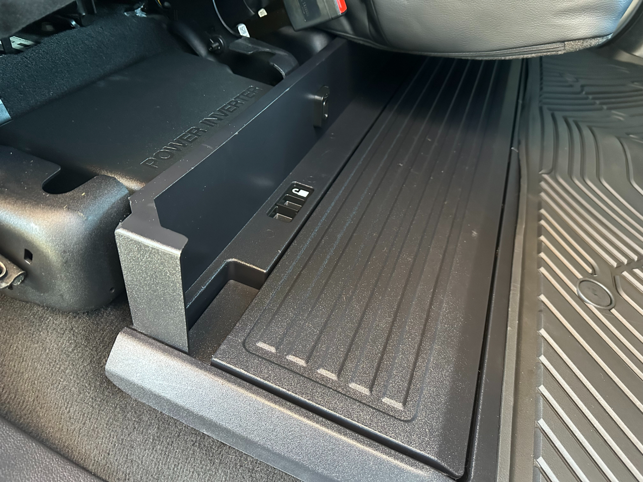 Ford Super Duty F-250 SRW XLT 4WD Crew Cab 6.75' Box 2022