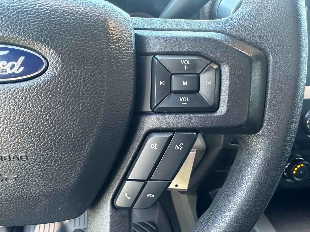 Ford Super Duty F-250 SRW XLT 4WD Crew Cab 6.75' Box 2022