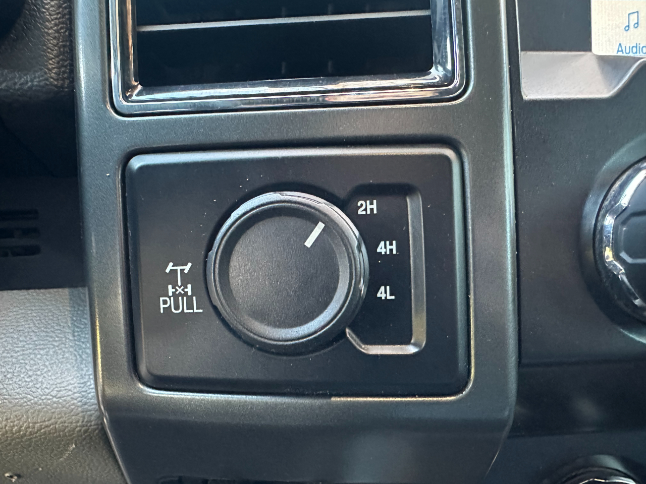 Ford Super Duty F-250 SRW XLT 4WD Crew Cab 6.75' Box 2022