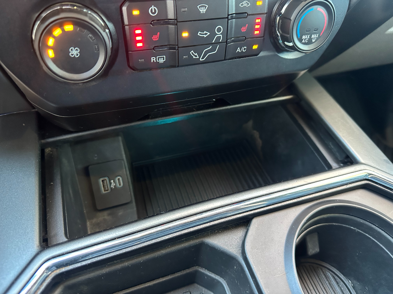 Ford Super Duty F-250 SRW XLT 4WD Crew Cab 6.75' Box 2022