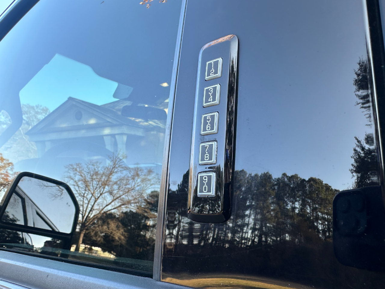 Ford Super Duty F-250 SRW XLT 4WD Crew Cab 6.75' Box 2022