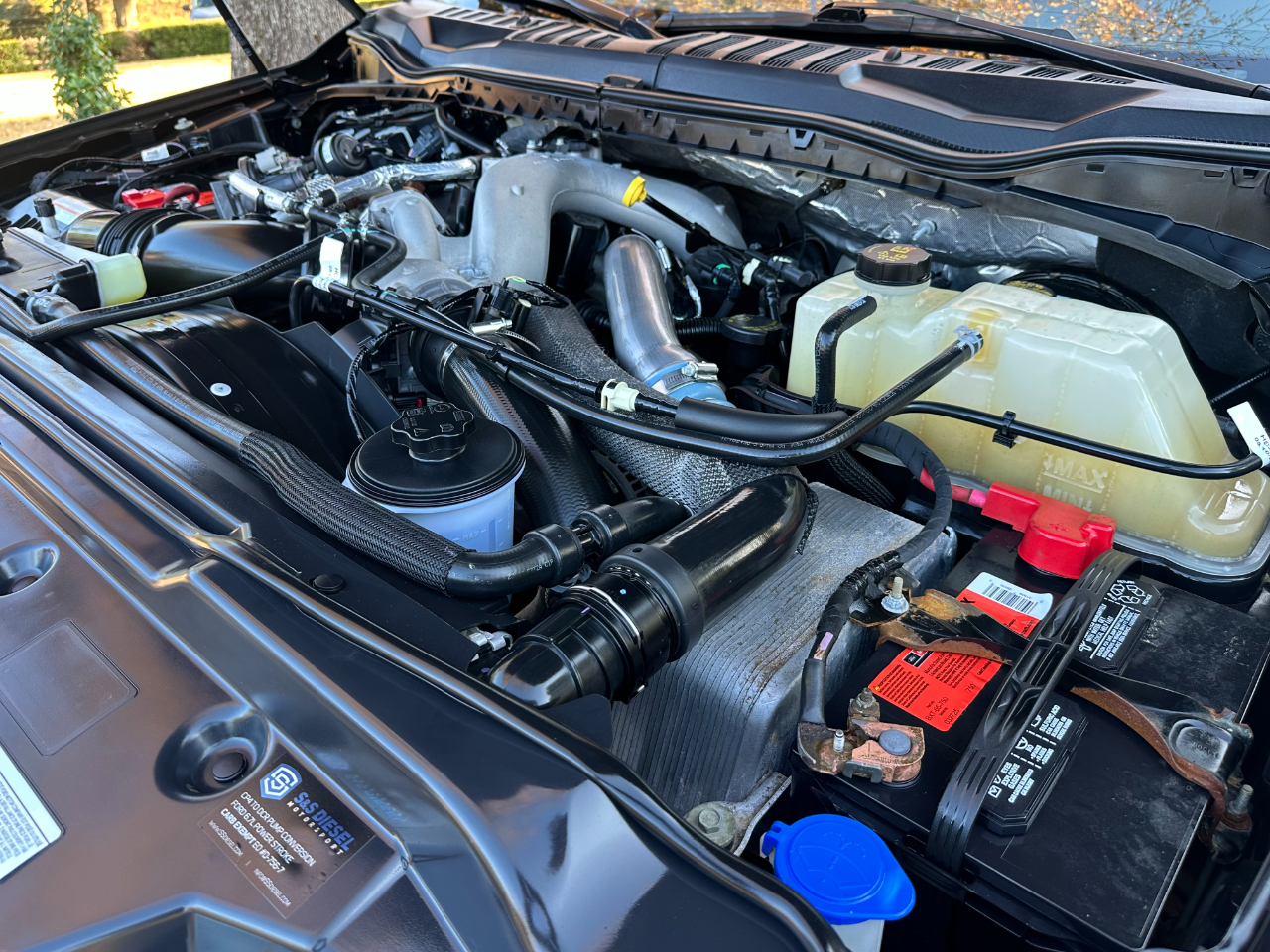 Ford Super Duty F-250 SRW XLT 4WD Crew Cab 6.75' Box 2022