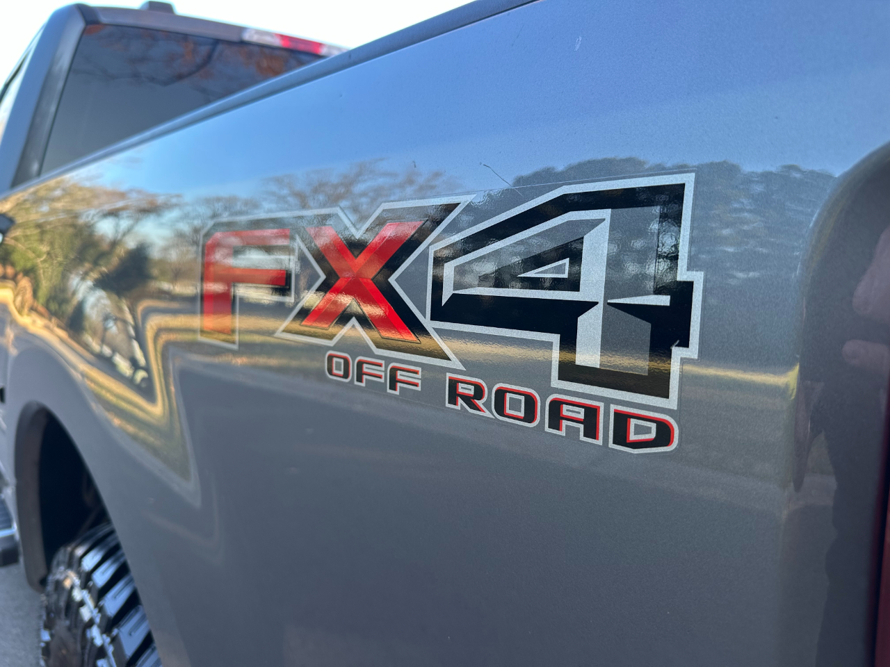 Ford Super Duty F-250 SRW XLT 4WD Crew Cab 6.75' Box 2022